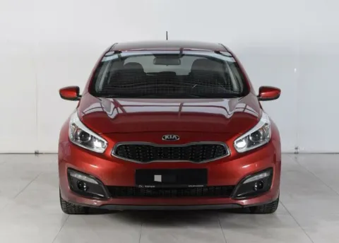 Kia Ceed, II Рестайлинг — фото 1
