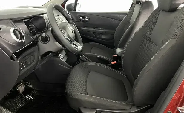 Renault Kaptur, I Рестайлинг — фото 5