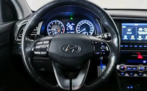 Hyundai Elantra, VI (AD) Рестайлинг — фото 6