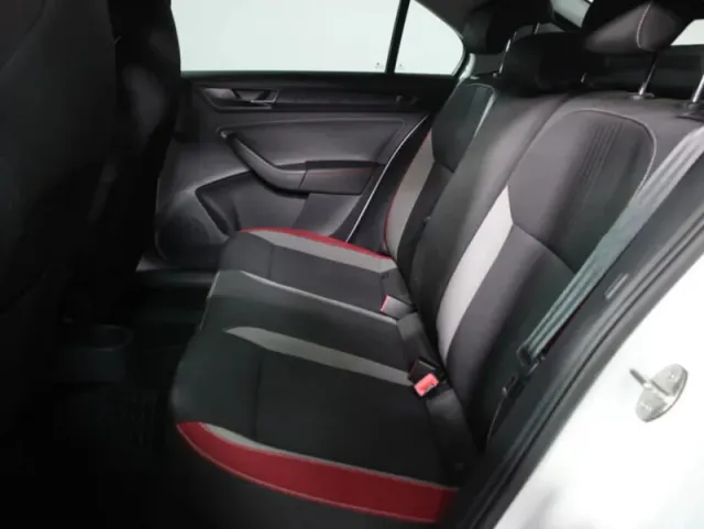 Skoda Rapid, I Рестайлинг — фото 11
