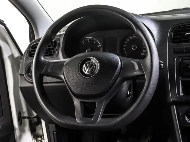 Volkswagen Polo, V Рестайлинг — фото 18