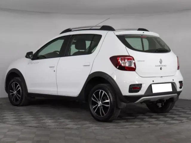 Renault Sandero, II Рестайлинг — фото 7