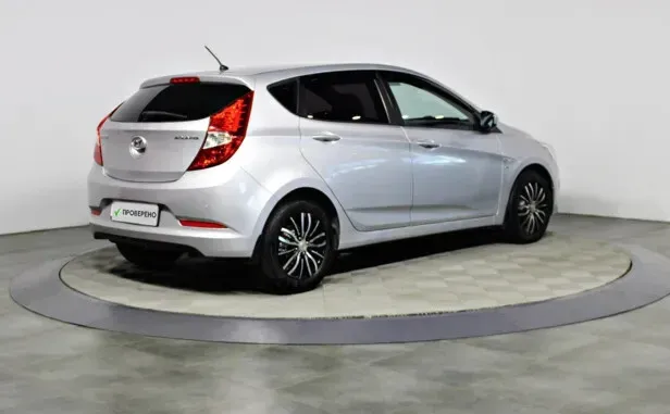 Hyundai Solaris, I Рестайлинг — фото 2