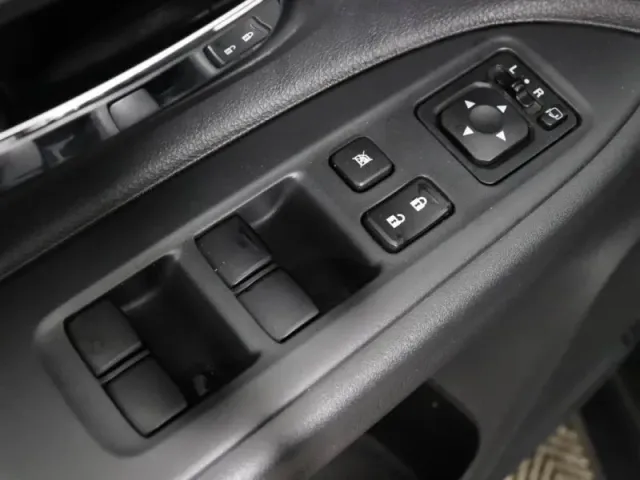 Mitsubishi Outlander, III — фото 17