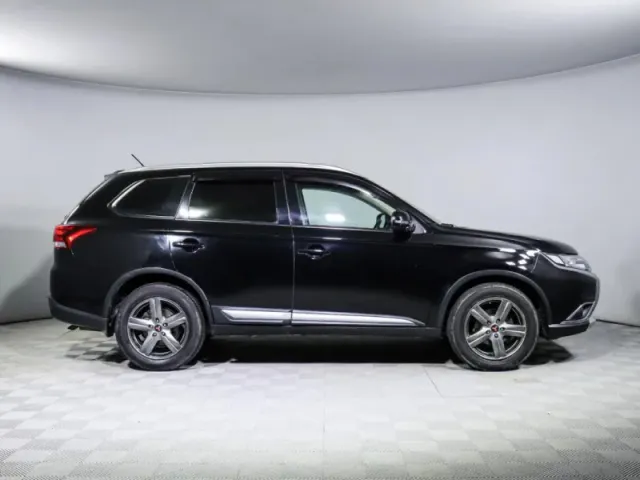 Mitsubishi Outlander, III Рестайлинг 2 — фото 4