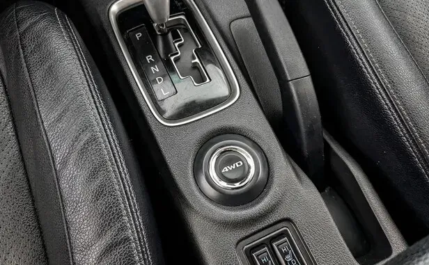 Mitsubishi Outlander, III — фото 11
