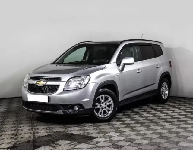 Chevrolet Orlando — фото 1