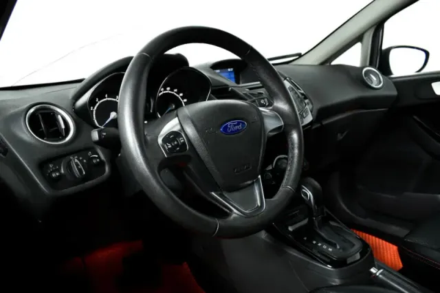 Ford Fiesta, Mk6 Рестайлинг — фото 14