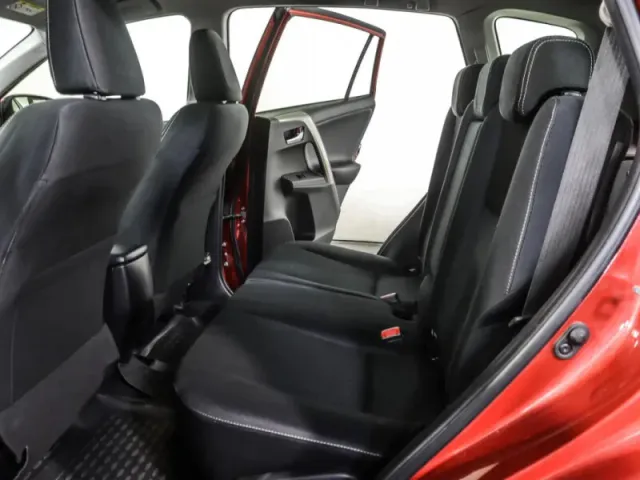 Toyota RAV4, IV (XA40) — фото 13