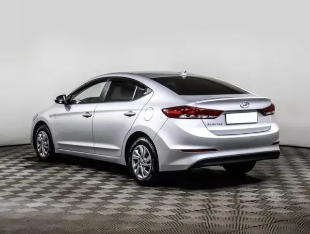 Hyundai Elantra, VI (AD) — фото 7