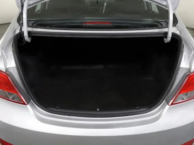 Hyundai Solaris, I Рестайлинг — фото 10
