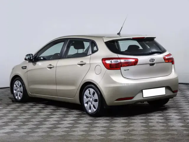 Kia Rio, III — фото 7