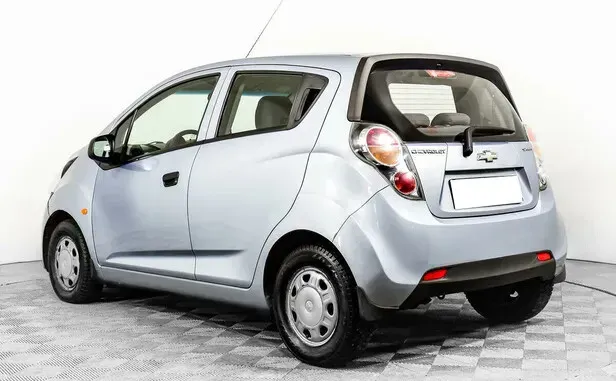 Chevrolet Spark, III — фото 4