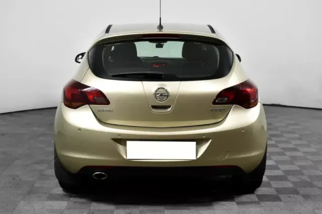 Opel Astra, J Рестайлинг — фото 6