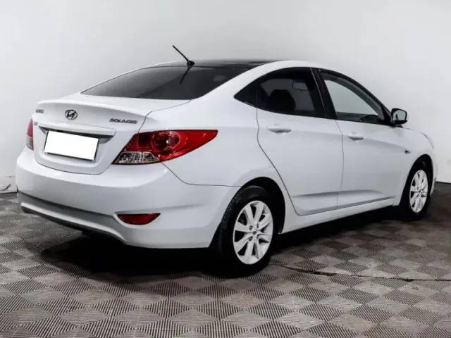 Hyundai Solaris, I — фото 4