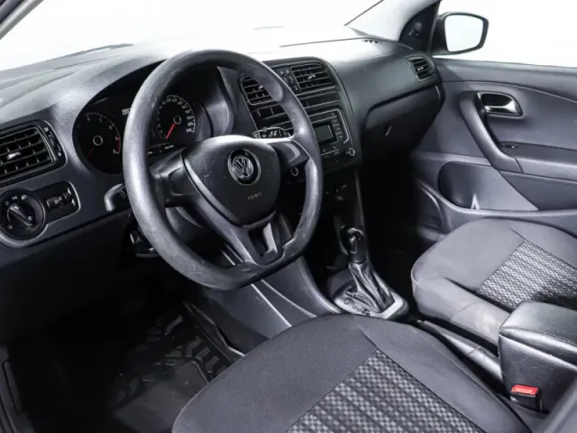 Volkswagen Polo, V Рестайлинг — фото 15