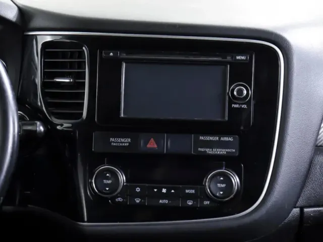 Mitsubishi Outlander, III — фото 17