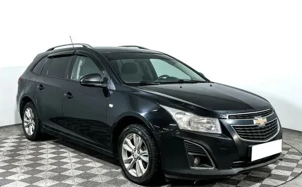 Chevrolet Cruze, I Рестайлинг — фото 3