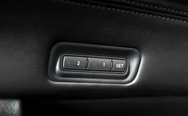 Nissan Pathfinder, IV — фото 8