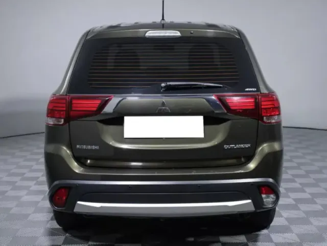 Mitsubishi Outlander, III Рестайлинг 2 — фото 6