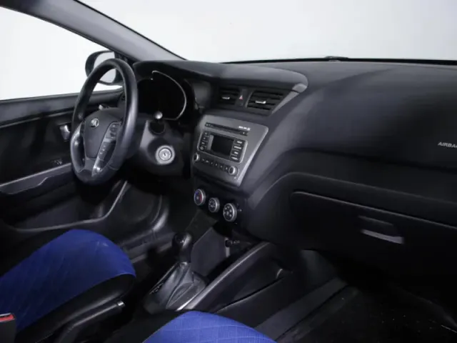 Kia Rio, III Рестайлинг — фото 10