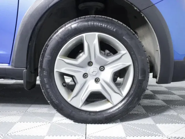 Renault Sandero, II Рестайлинг — фото 9