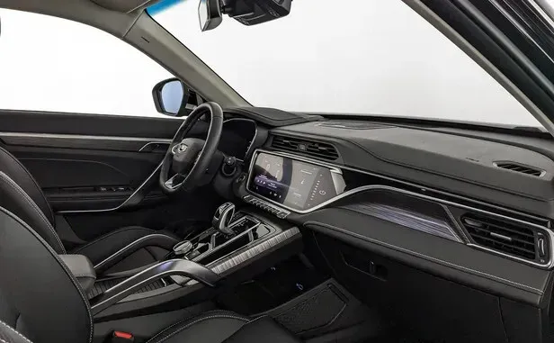 Geely Atlas Pro — фото 17