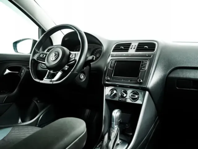 Volkswagen Polo, V Рестайлинг — фото 9