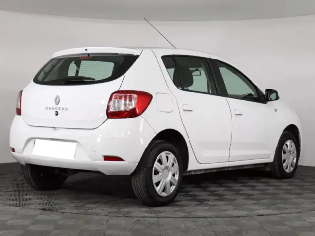 Renault Sandero, II Рестайлинг — фото 5