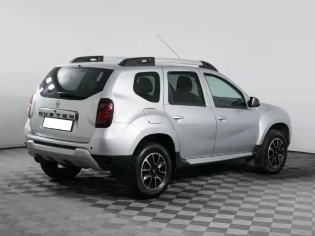 Renault Duster, I Рестайлинг — фото 4