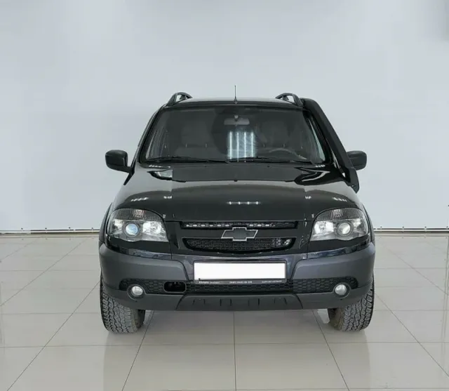 Chevrolet Niva, I Рестайлинг — фото 1