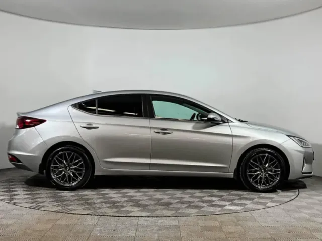 Hyundai Elantra, VI (AD) Рестайлинг — фото 4