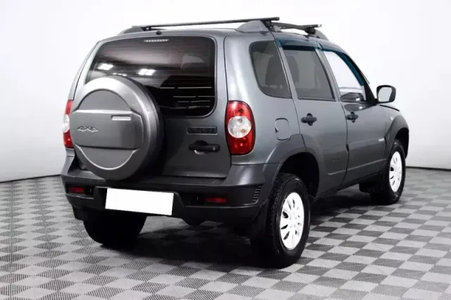 Chevrolet Niva — фото 5