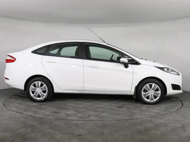 Ford Fiesta, Mk6 Рестайлинг — фото 4