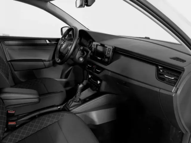 Skoda Rapid, II — фото 10