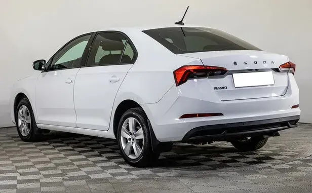 Skoda Rapid, II — фото 4