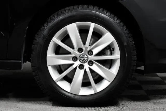 Volkswagen Polo, V Рестайлинг — фото 9