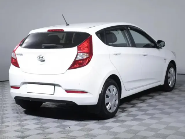 Hyundai Solaris, I Рестайлинг — фото 5
