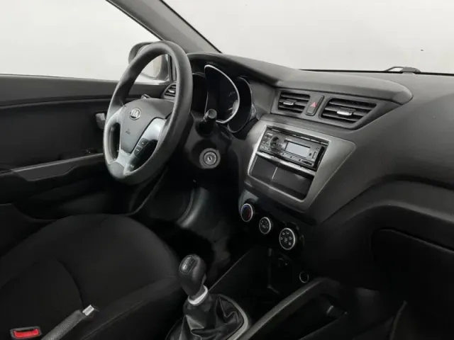Kia Rio, III Рестайлинг — фото 9