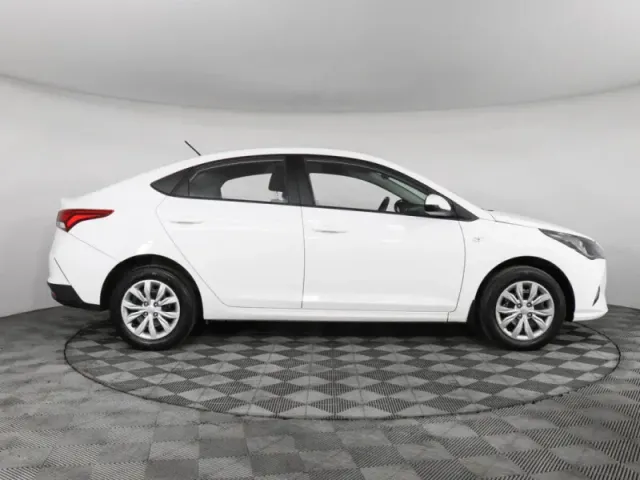 Hyundai Solaris, II Рестайлинг — фото 4