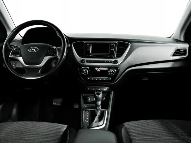 Hyundai Solaris, II — фото 12