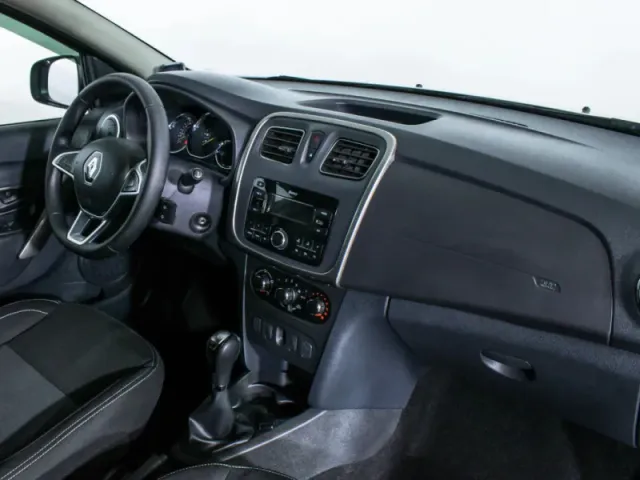 Renault Logan, II Рестайлинг — фото 9