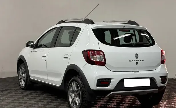 Renault Sandero, II Рестайлинг — фото 4
