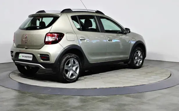 Renault Sandero, II Рестайлинг — фото 2