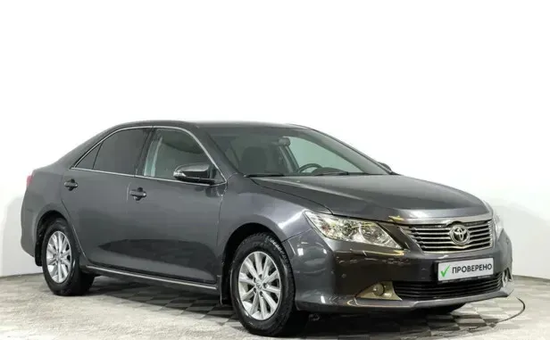 Toyota Camry, VII (XV50) — фото 3