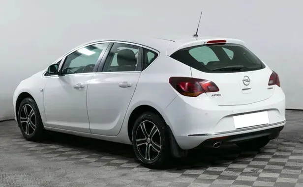 Opel Astra, J Рестайлинг — фото 17