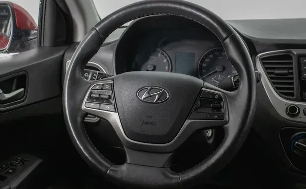 Hyundai Solaris, II — фото 10