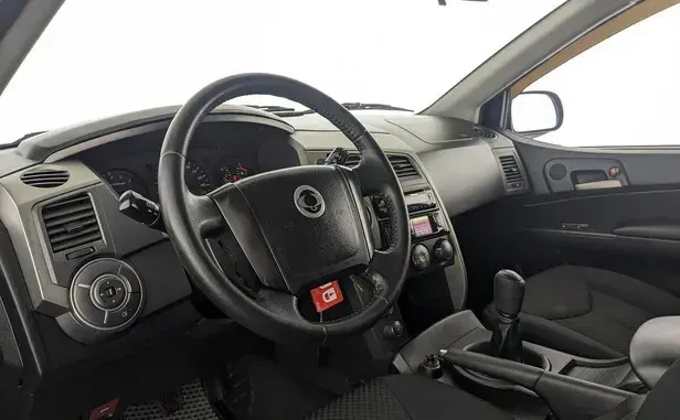 SsangYong Kyron, I Рестайлинг — фото 6