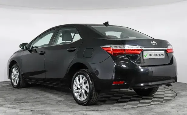 Toyota Corolla, XI (E160, E170, E180) Рестайлинг 1 — фото 4
