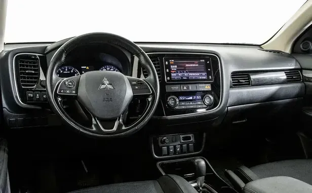 Mitsubishi Outlander, III Рестайлинг 2 — фото 7